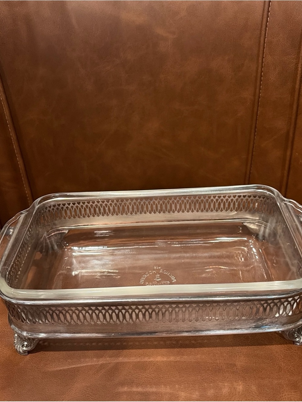 Vintage silver-plated Footed stand. Anchor Hocking Fire King casserole dish 409 - Picture 2 of 11